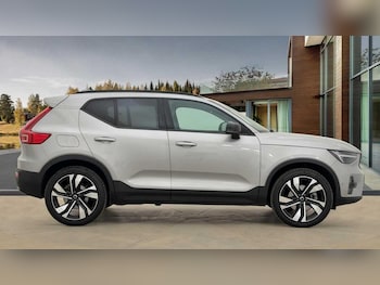 Used Volvo XC40 2025 for sale - 76337366: Photo