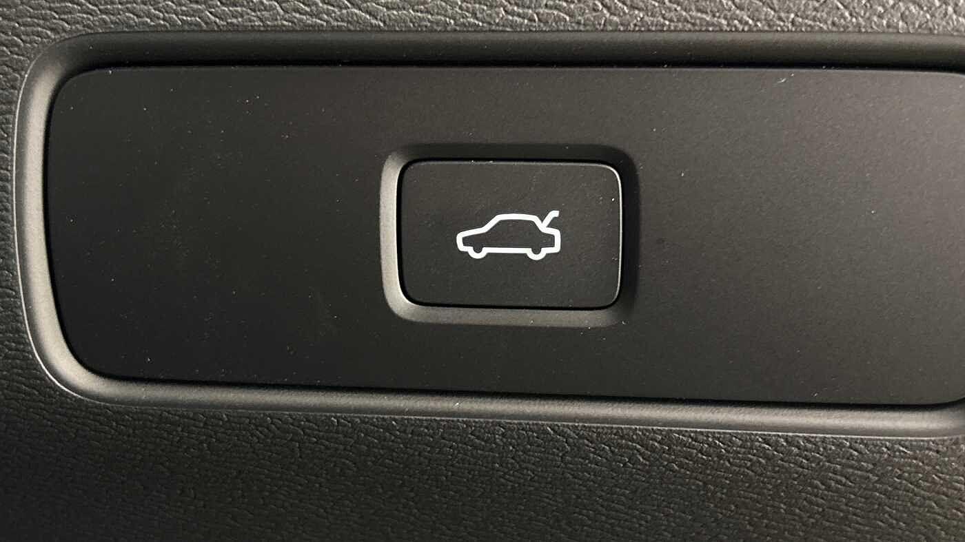 Used Volvo XC40 2025 for sale - 76337366: Photo 30