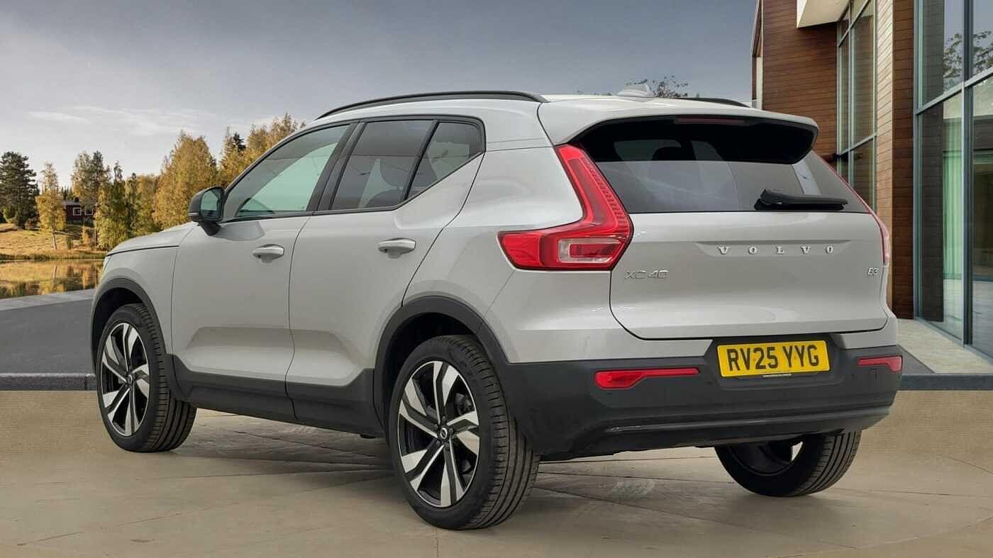Used Volvo XC40 2025 for sale - 76337366: Photo 5