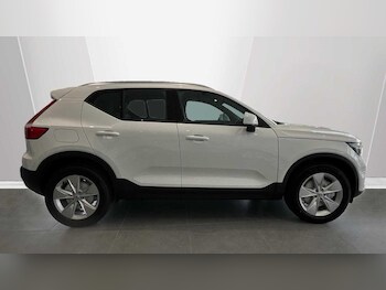 Used Volvo XC40 2025 for sale - 76499232: Photo