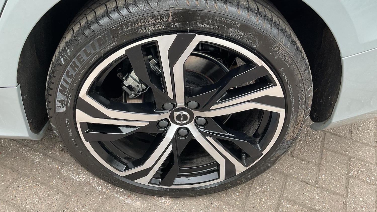 Used Volvo V60 2025 for sale - 77109129: Photo 39