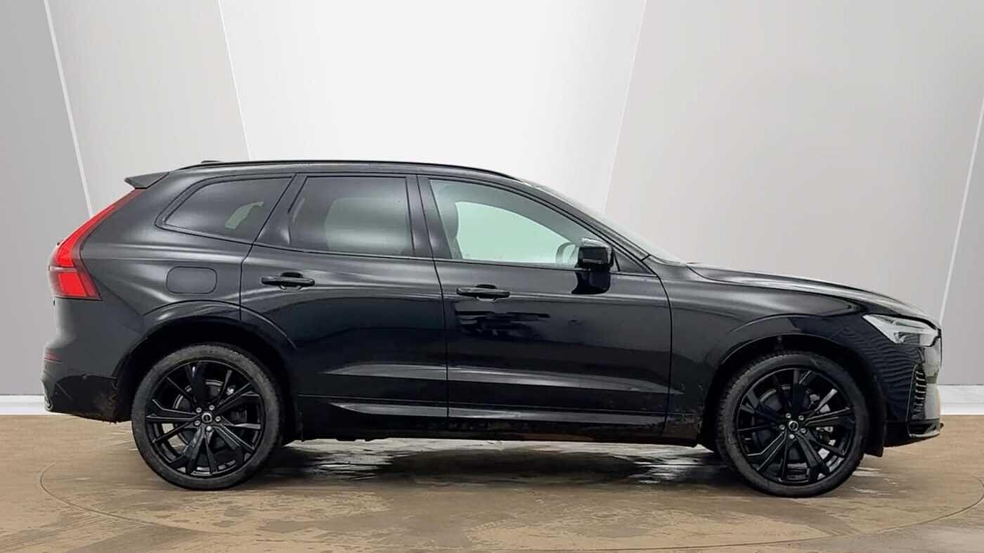 Used Volvo XC60 2025 for sale - 77537204: Photo 2