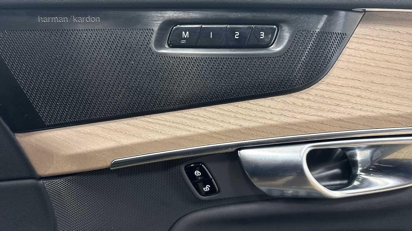 Used Volvo XC90 2025 for sale - 76855712: Photo 27