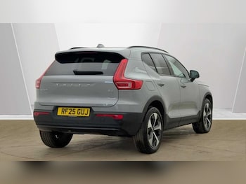 Used Volvo XC40 2025 for sale - 79049325: Photo