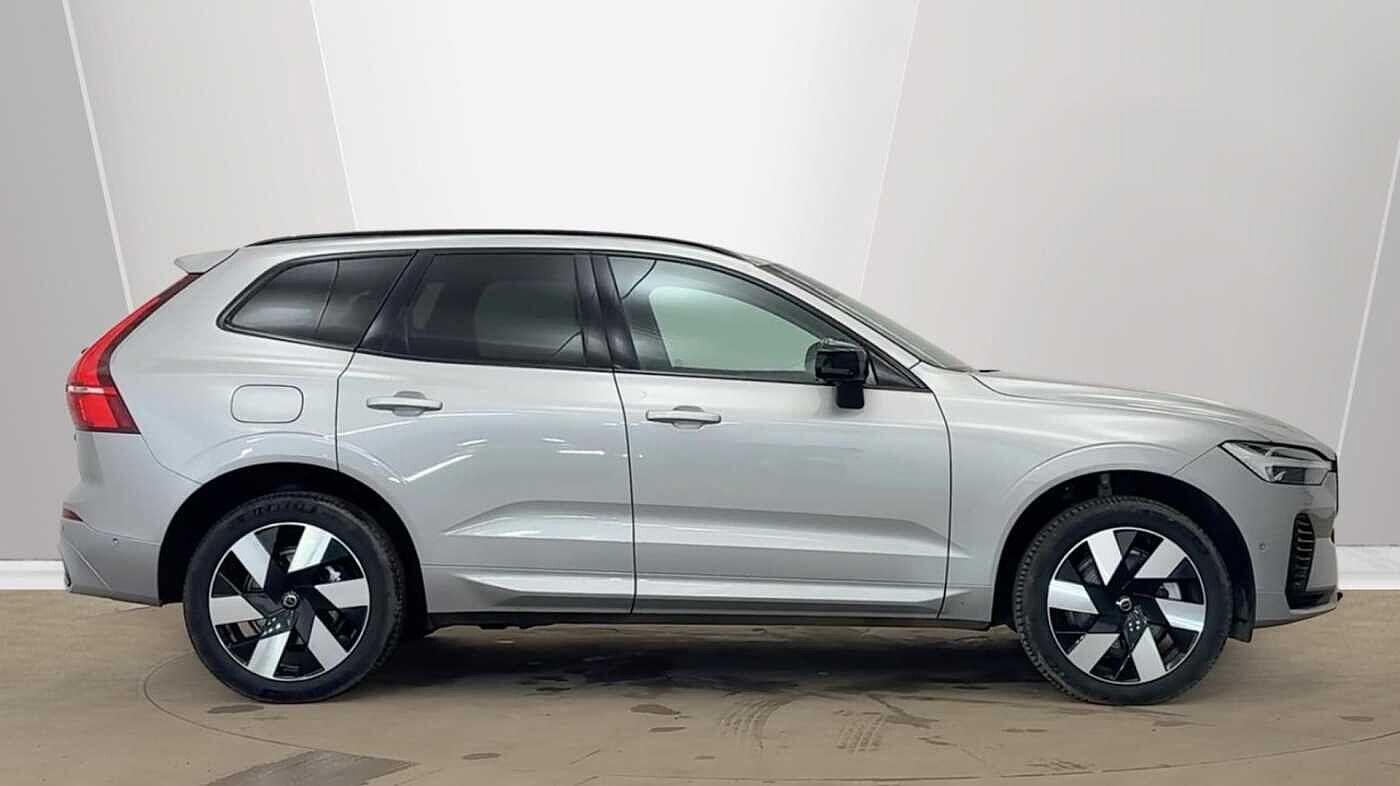 Used Volvo XC60 2025 for sale - 78006514: Photo 2