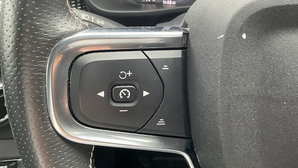 Used Volvo XC40 2020 for sale - 76175224: Photo 21