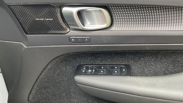 Used Volvo XC40 2020 for sale - 76175224: Photo 29