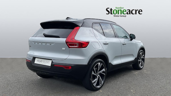 Used Volvo XC40 2020 for sale - 76175224: Photo 2