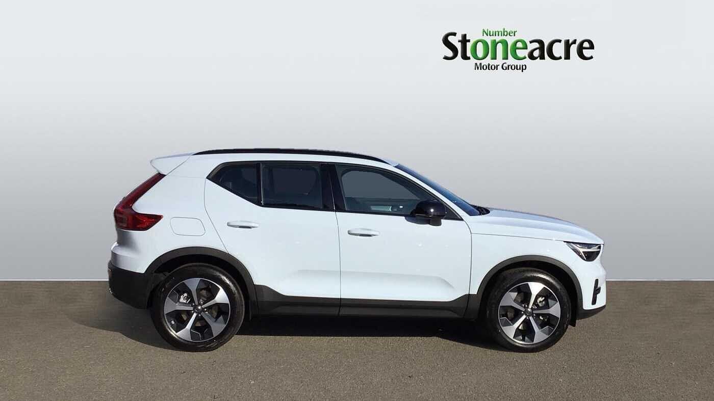Used Volvo XC40 2025 for sale - 76159058: Photo 2