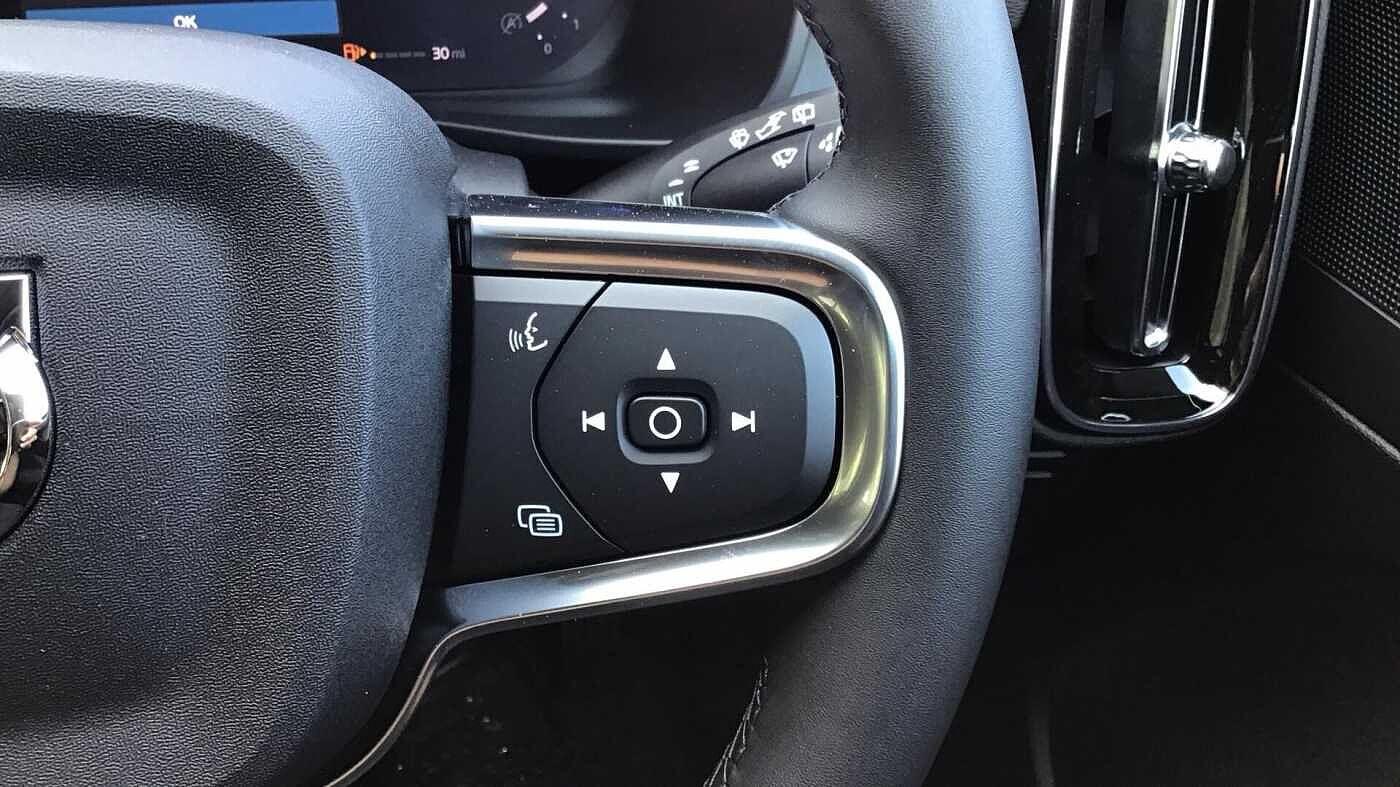 Used Volvo XC40 2025 for sale - 76159058: Photo 28