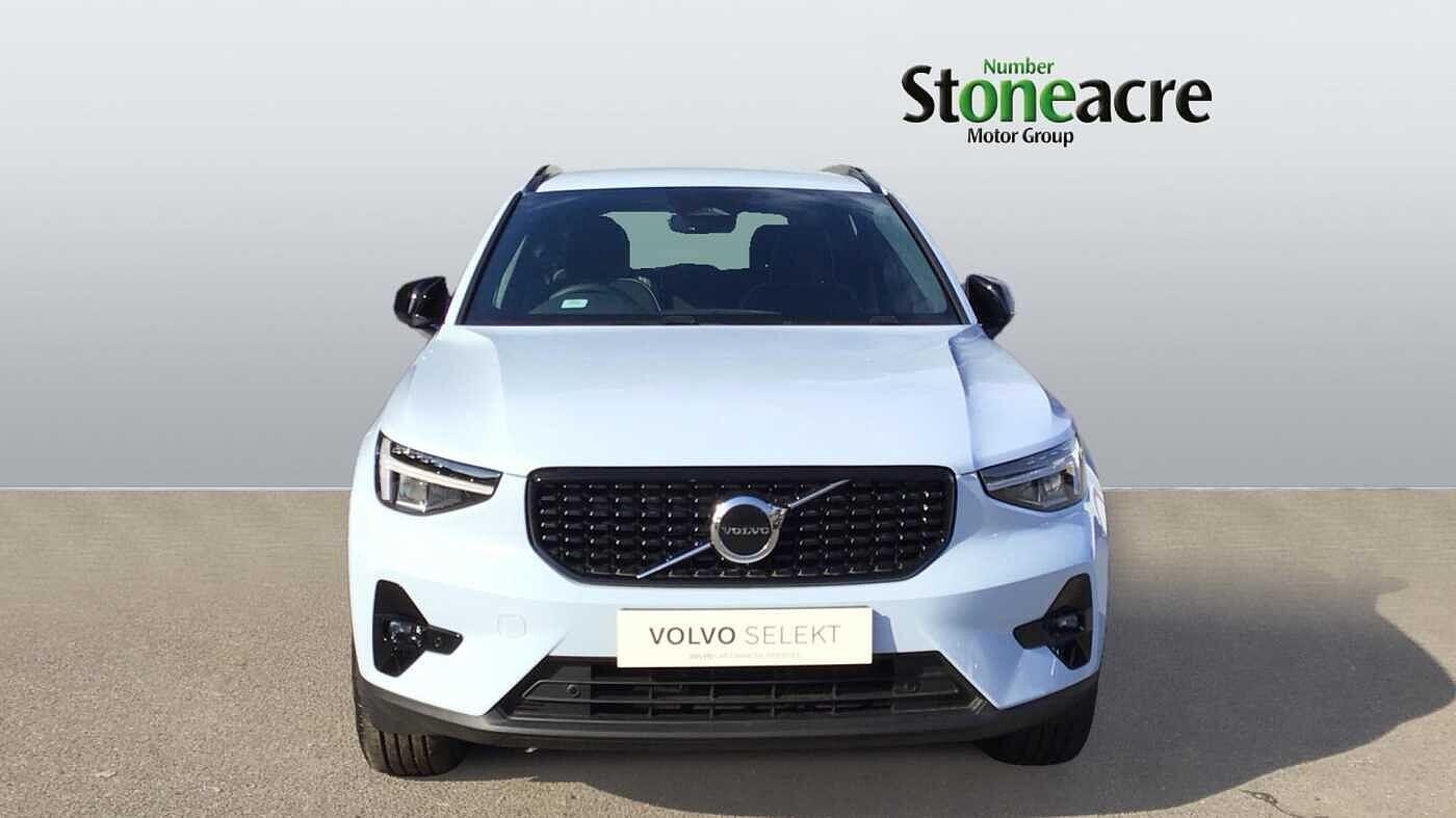 Used Volvo XC40 2025 for sale - 76159058: Photo 3