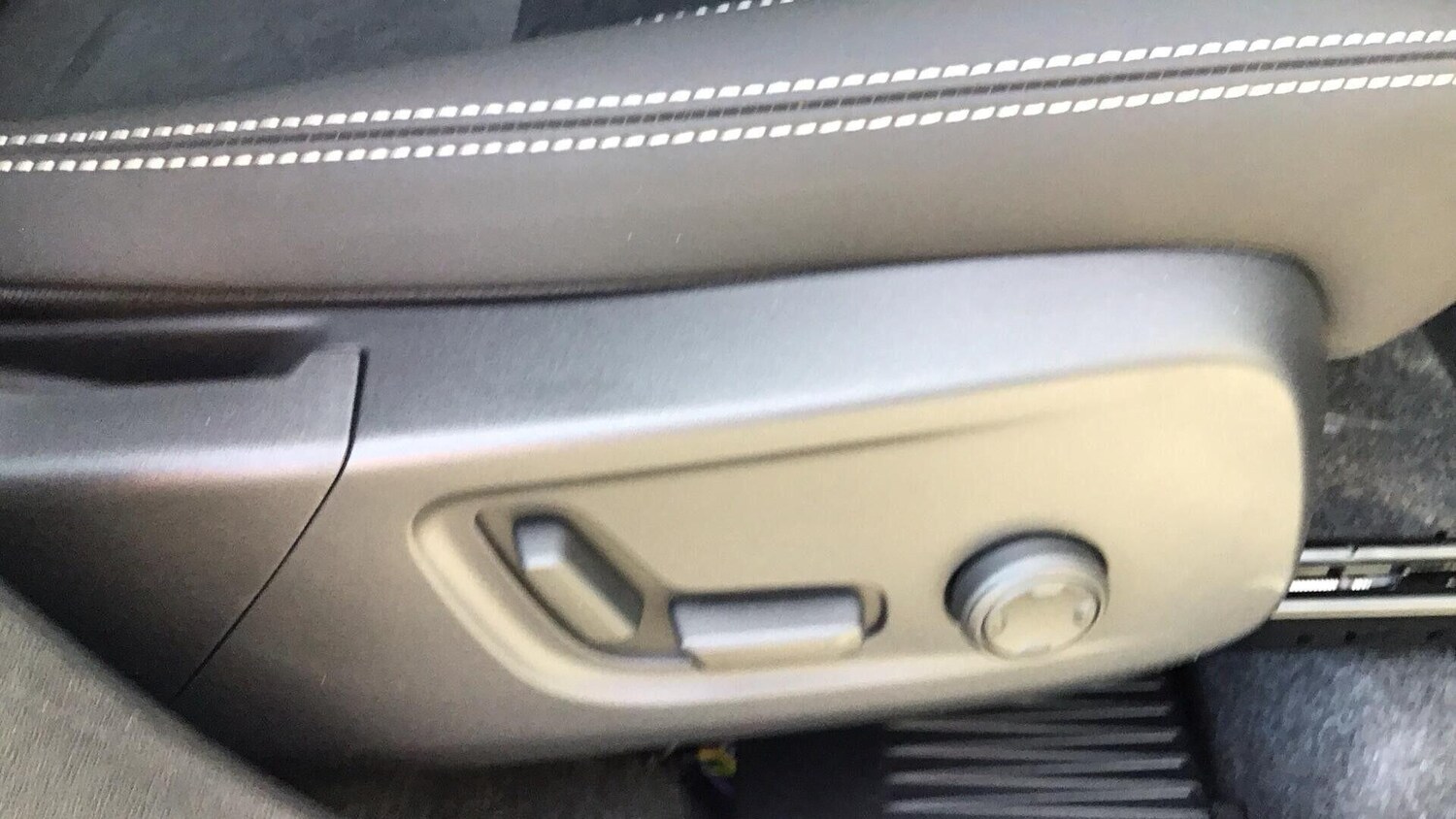 Used Volvo XC40 2025 for sale - 76159058: Photo 47