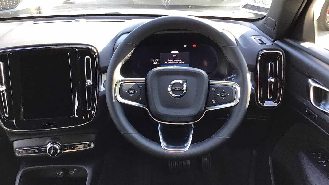 Used Volvo XC40 2025 for sale - 76159058: Photo 8