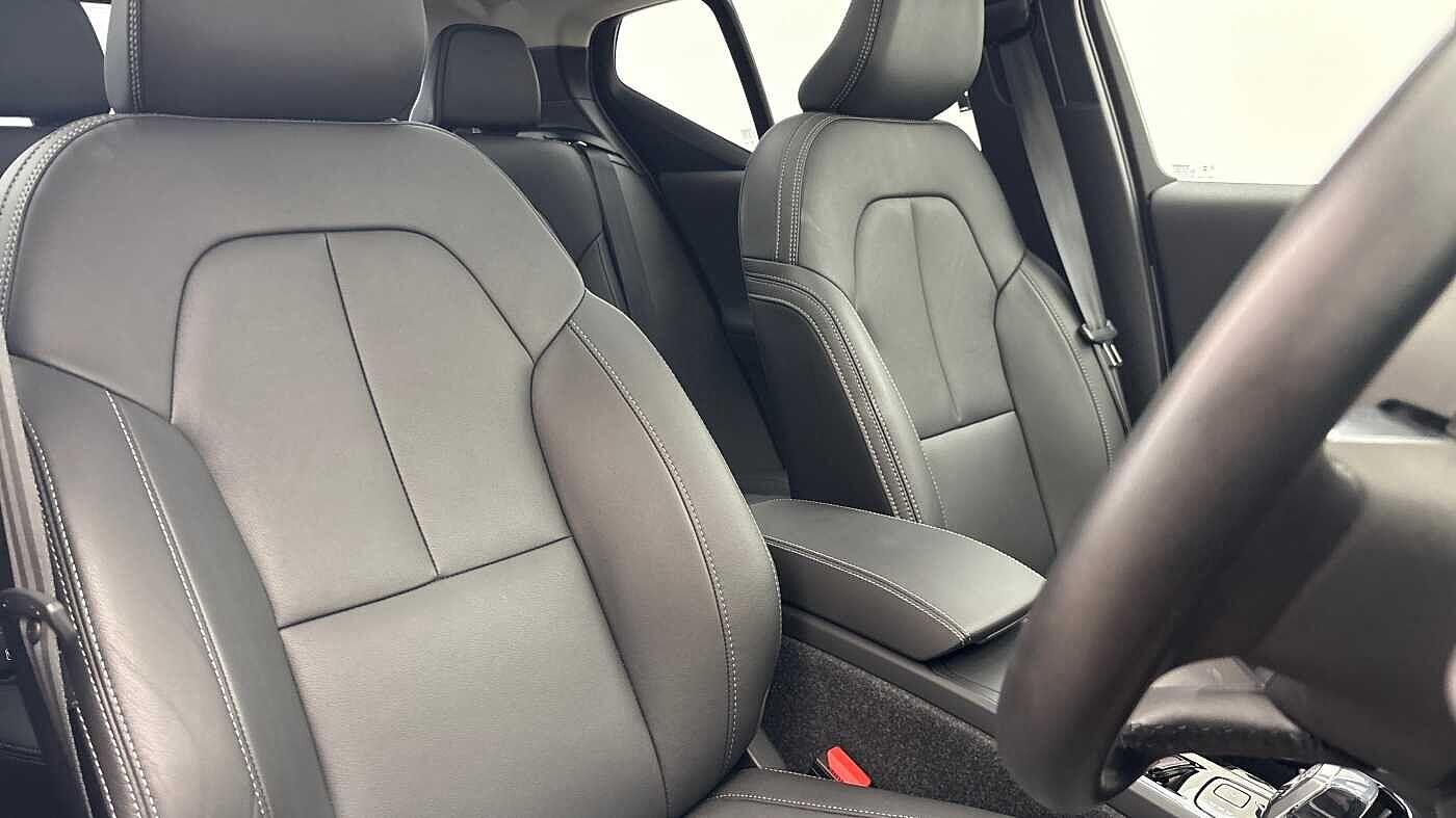 Used Volvo XC40 2024 for sale - 76440905: Photo 29