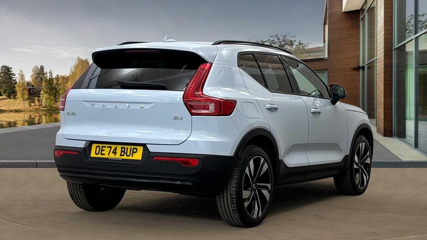 Used Volvo XC40 2024 for sale - 76440905: Photo 3