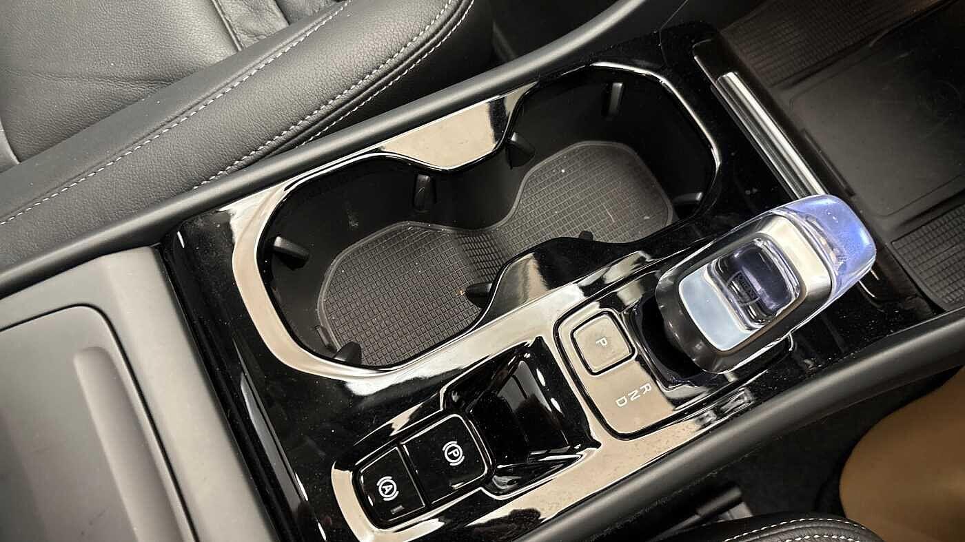 Used Volvo XC40 2024 for sale - 76440905: Photo 32