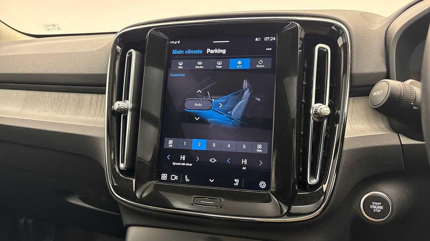 Used Volvo XC40 2024 for sale - 76440905: Photo 39