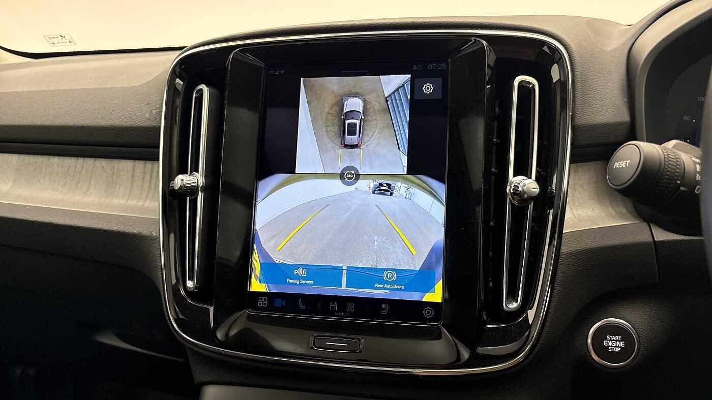 Used Volvo XC40 2024 for sale - 76440905: Photo 42