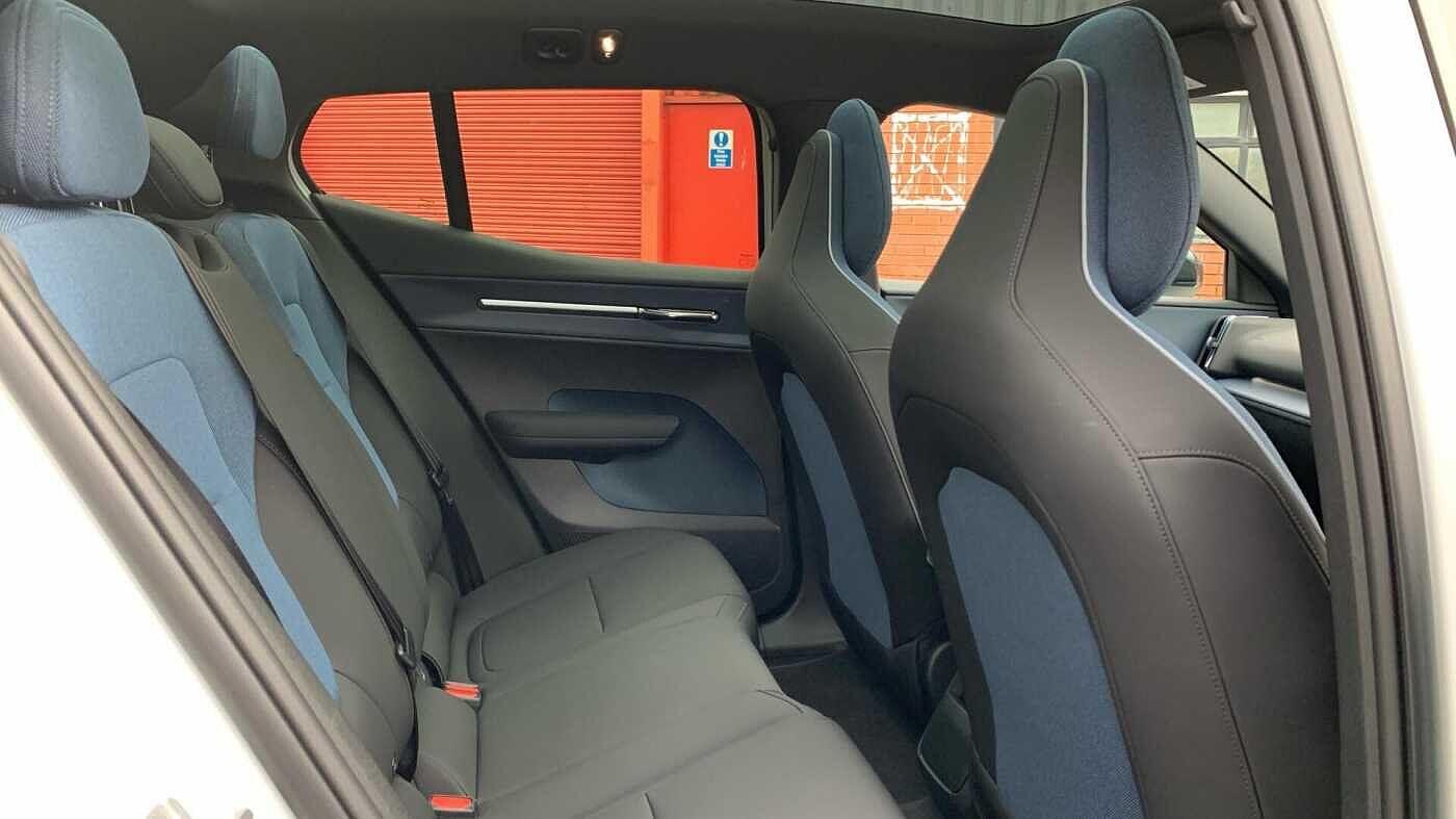 Used Volvo EX30 2025 for sale - 77049952: Photo 6