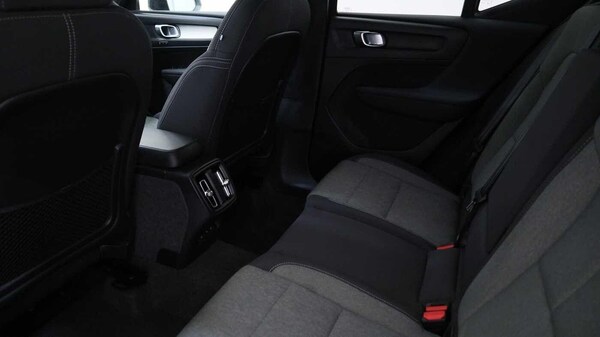 Used Volvo XC40 2024 for sale - 74667287: Photo 13