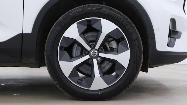 Used Volvo XC40 2024 for sale - 74667287: Photo 16