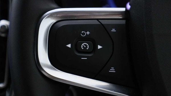 Used Volvo XC40 2024 for sale - 74667287: Photo 27