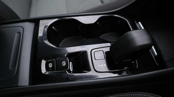 Used Volvo XC40 2024 for sale - 74667287: Photo 28