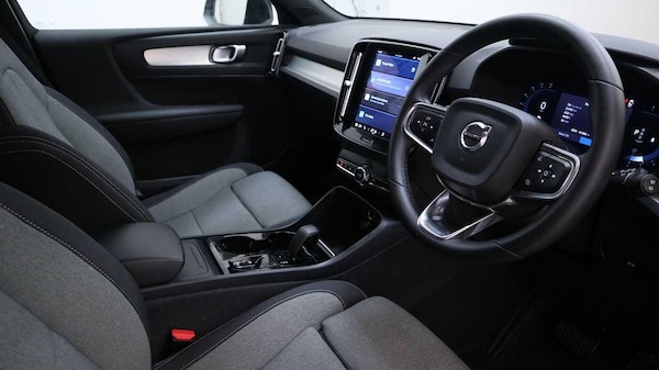 Used Volvo XC40 2024 for sale - 74667287: Photo 9
