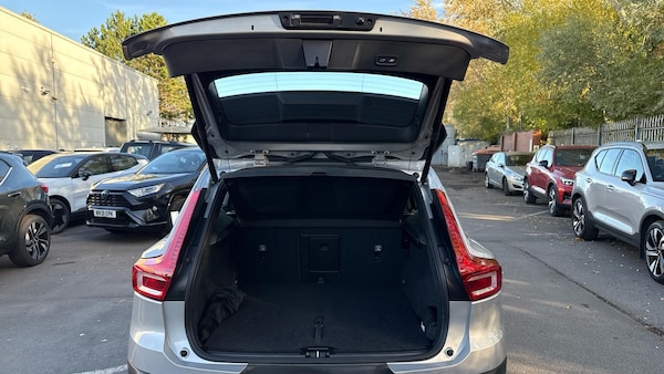 Used Volvo XC40 2023 for sale - 76246874: Photo 13