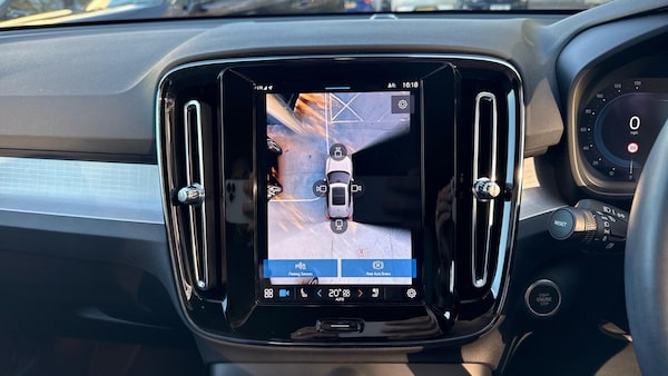 Used Volvo XC40 2023 for sale - 76246874: Photo 17