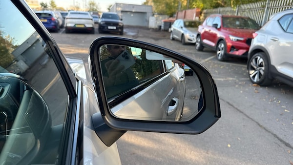 Used Volvo XC40 2023 for sale - 76246874: Photo 28