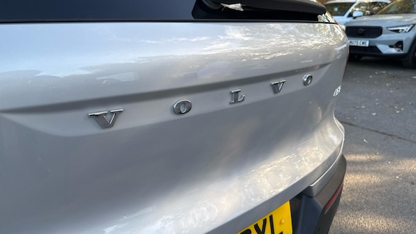 Used Volvo XC40 2023 for sale - 76246874: Photo 34