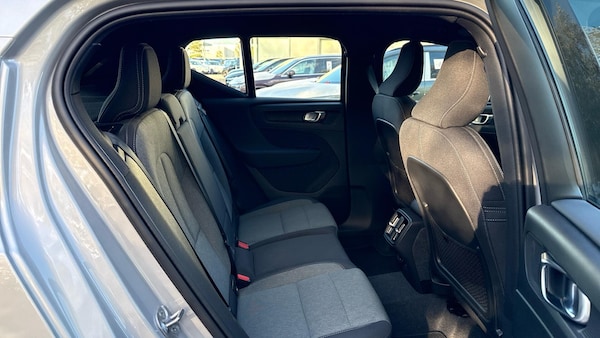 Used Volvo XC40 2023 for sale - 76246874: Photo 6