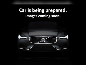 (25) - Plus, B5 AWD Mild hybrid, Petrol, Dark 5-Door