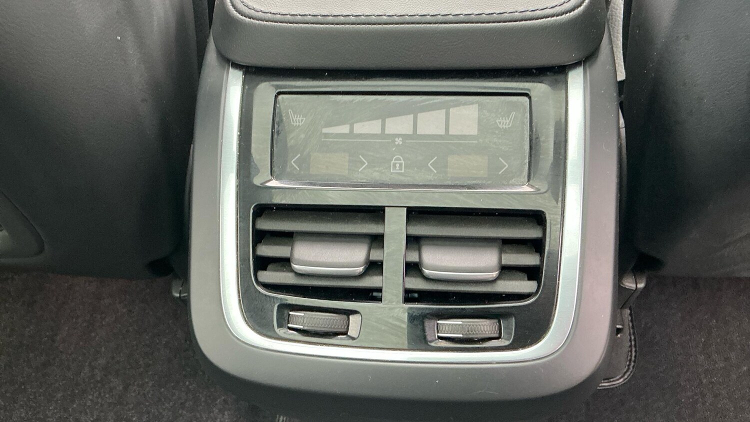 Vehicle 33