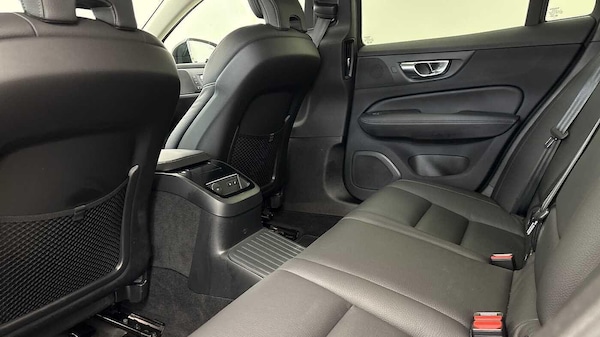Used Volvo V60 2024 for sale - 75589759: Photo 13
