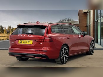 Used Volvo V60 2024 for sale - 75589759: Photo