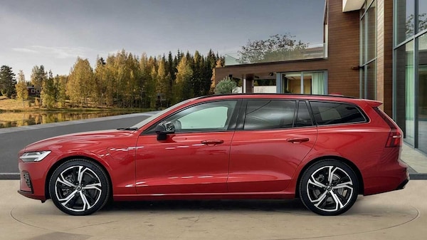 Used Volvo V60 2024 for sale - 75589759: Photo 6