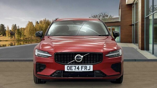 Used Volvo V60 2024 for sale - 75589759: Photo 8