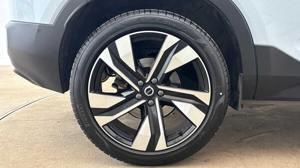 Used Volvo XC40 2024 for sale - 75645575: Photo 16