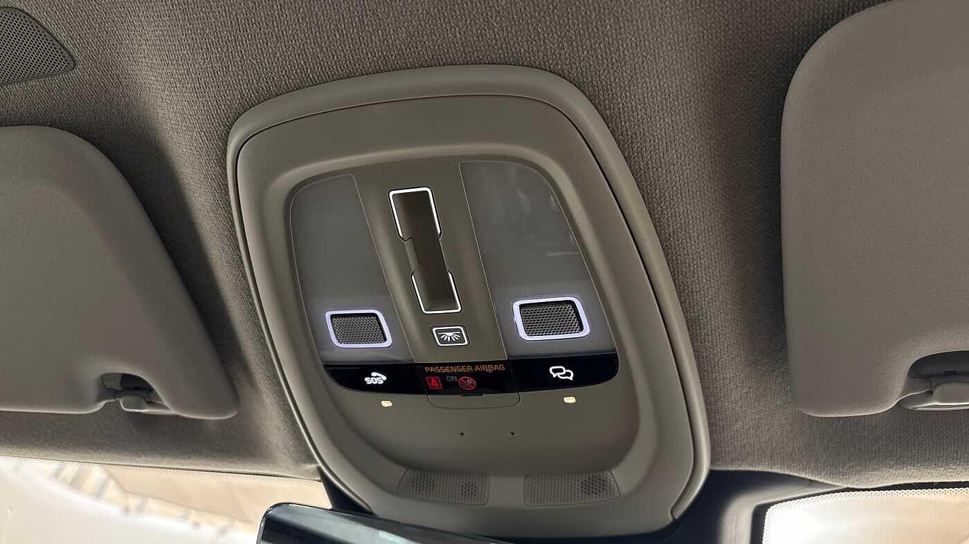 Vehicle 33