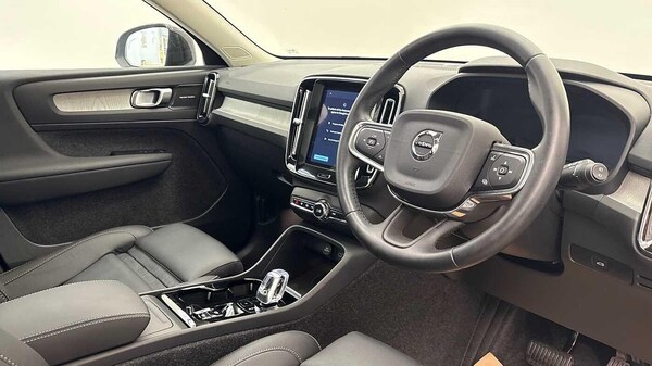 Used Volvo XC40 2024 for sale - 75645575: Photo 9