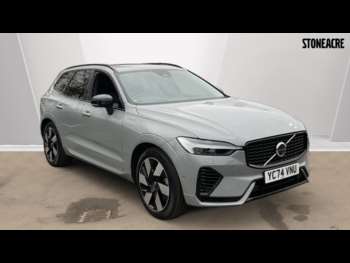 (74) - Ultra, T8 AWD Plug-in hybrid, Electric/Petrol, Dark 5-Door