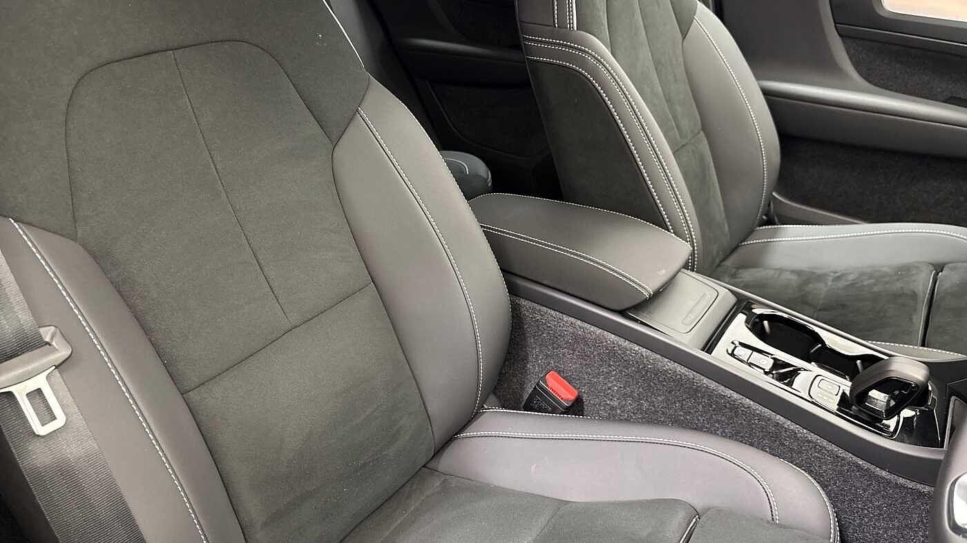 Used Volvo XC40 2025 for sale - 78156959: Photo 28