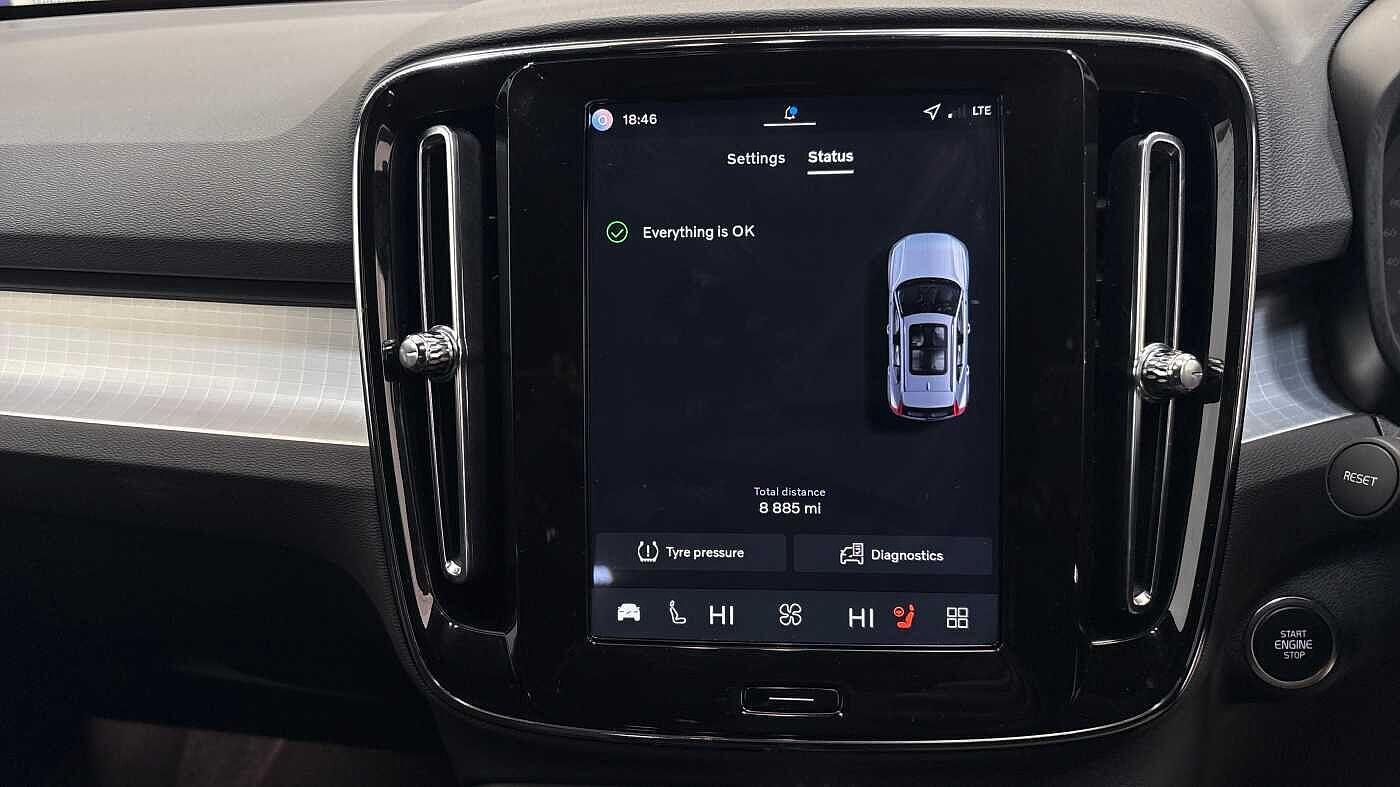 Used Volvo XC40 2025 for sale - 78156959: Photo 33