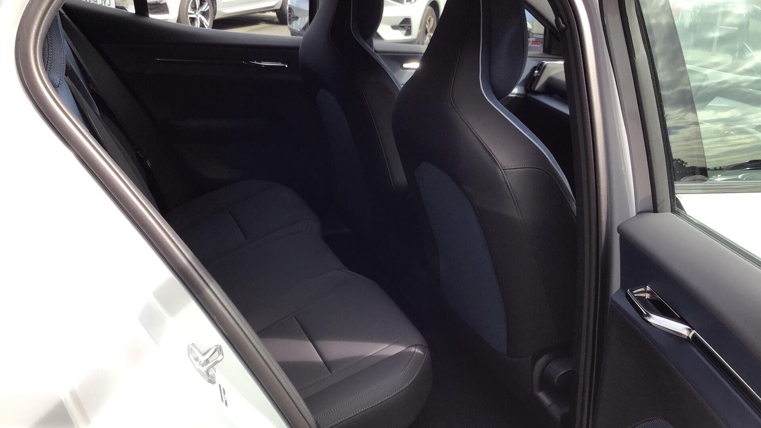 Used Volvo EX30 2025 for sale - 77066929: Photo 10