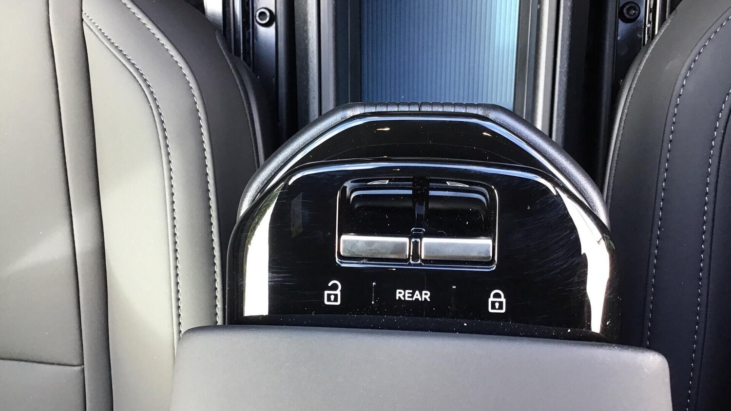 Used Volvo EX30 2025 for sale - 77066929: Photo 11