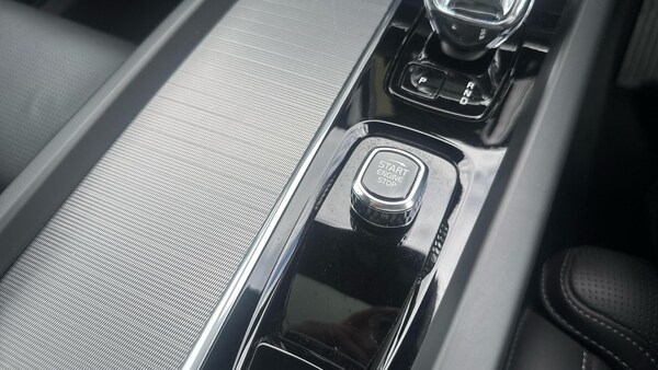 Used Volvo XC60 2024 for sale - 75634711: Photo 25