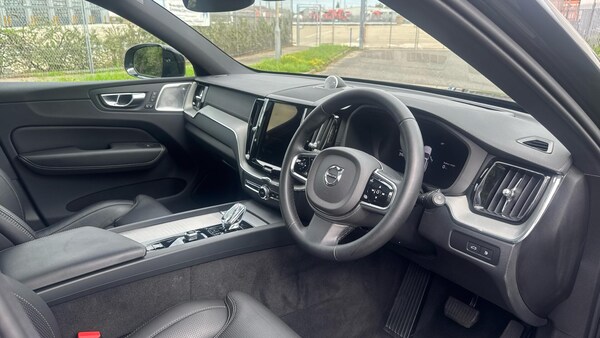Used Volvo XC60 2024 for sale - 75634711: Photo 4