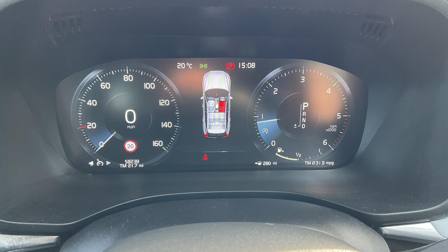 Used Volvo XC60 2018 for sale - 78156969: Photo 11